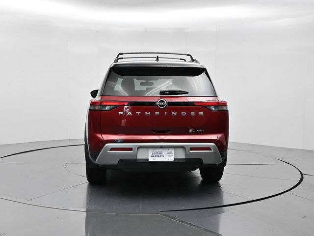 Used 2022 Nissan Pathfinder SL AWD/4WD image 8