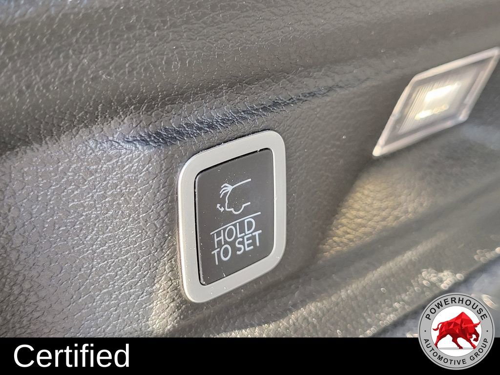 Used 2024 Jeep Grand Cherokee L Summit w/ High Altitude Package image 14