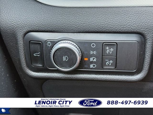 Certified 2023 Ford Explorer XLT w/ Equipment Group 202A AWD/4WD image 19