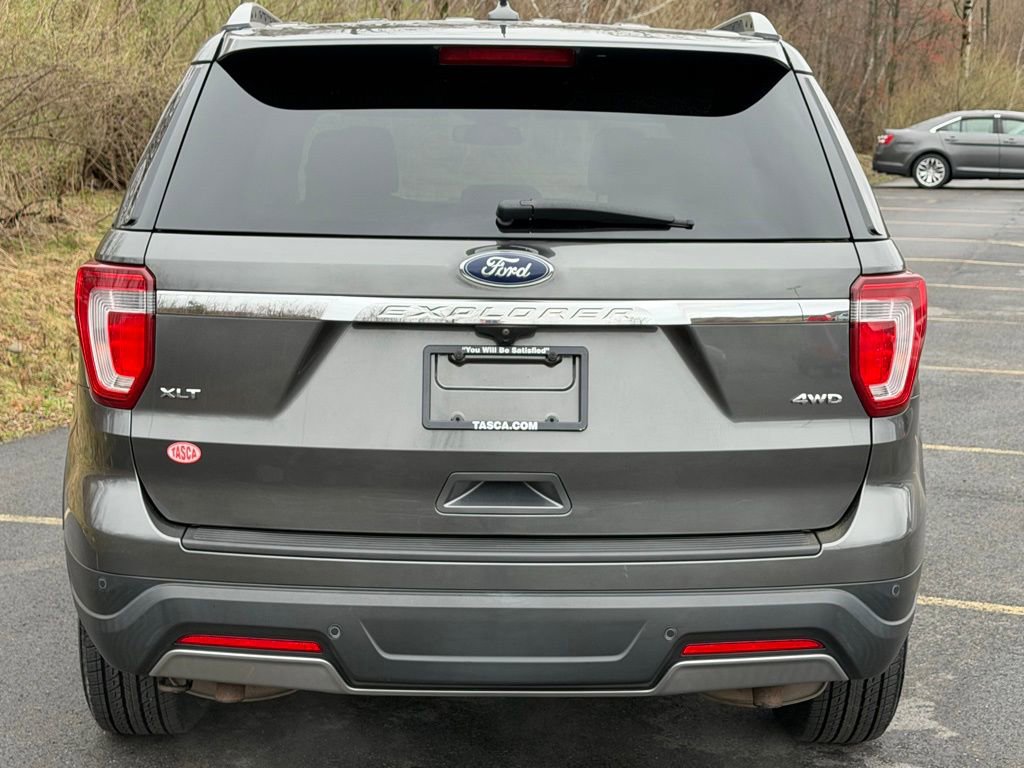 Certified 2019 Ford Explorer XLT w/ Equipment Group 201A image 26