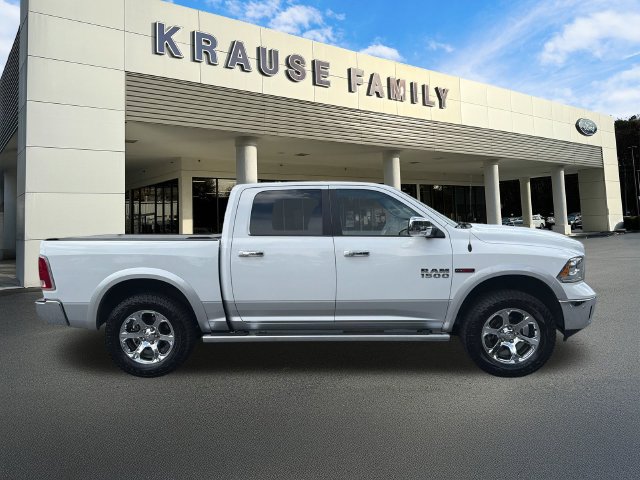 Used 2018 RAM 1500 Laramie w/ Convenience Group AWD/4WD image 9