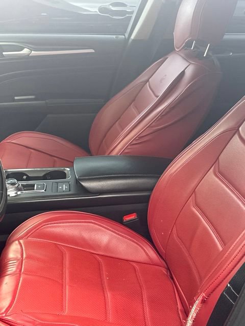 Certified 2019 Ford Fusion Titanium FWD image 4