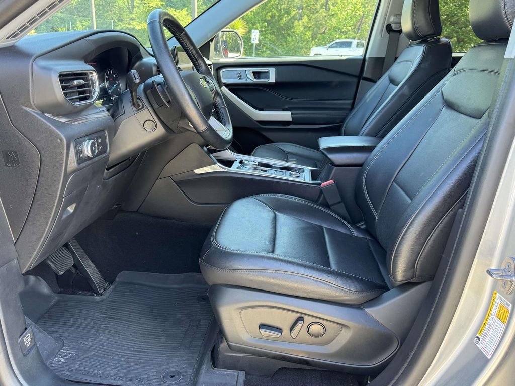 Certified 2021 Ford Explorer Limited w/ Hybrid Equipment Group 310A AWD/4WD image 20