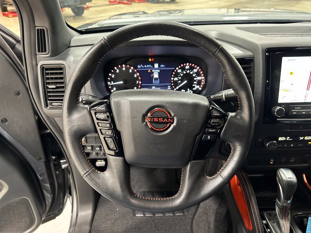 Used 2023 Nissan Frontier PRO-4X w/ Technology Package AWD/4WD image 15