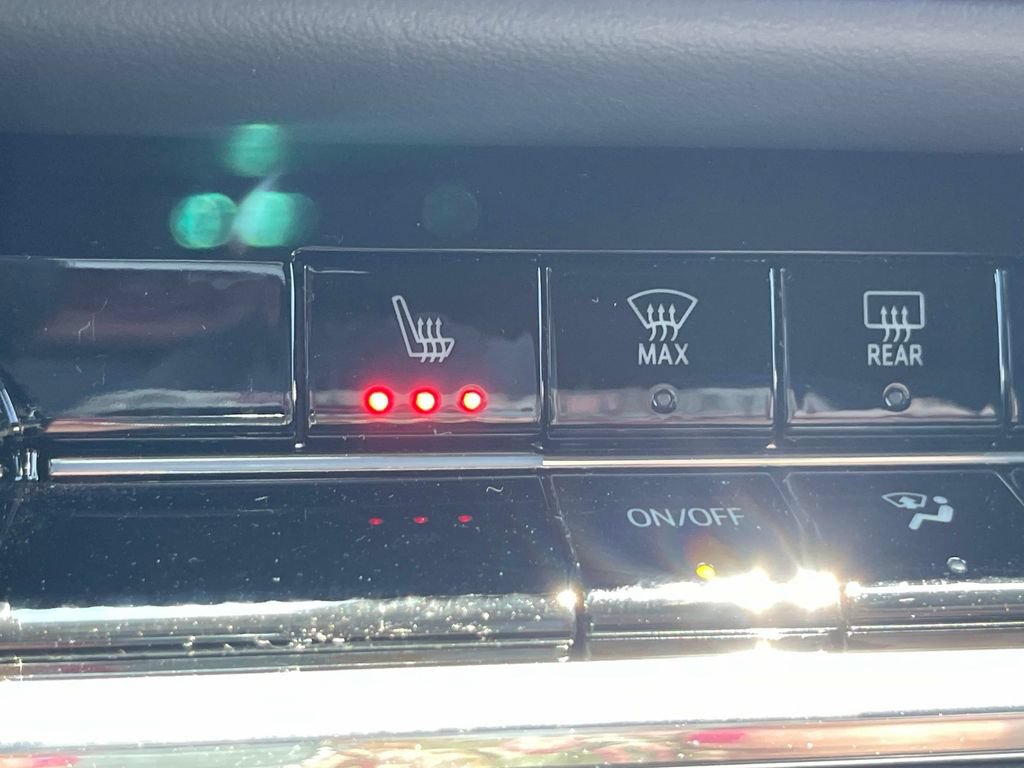 Used 2026 Chevrolet Equinox LT FWD image 27