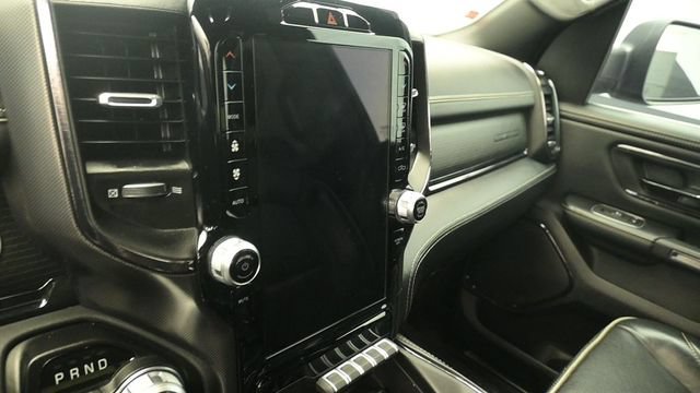 Used 2022 RAM 1500 Limited w/ Body Color Bumper Group AWD/4WD image 17