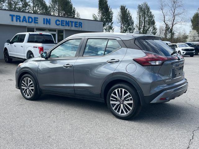Used 2021 Nissan Kicks SV image 4