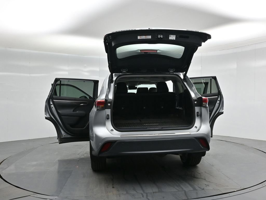 Used 2022 Toyota Highlander Limited image 57