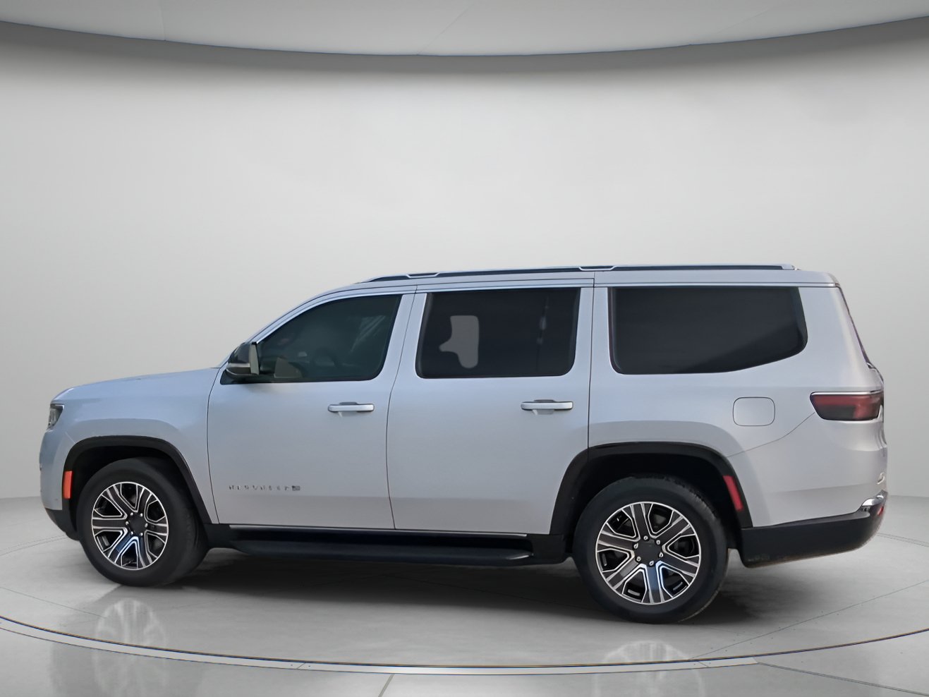 Used 2024 Jeep Wagoneer Series II w/ Flexible Seating Group RWD image 19