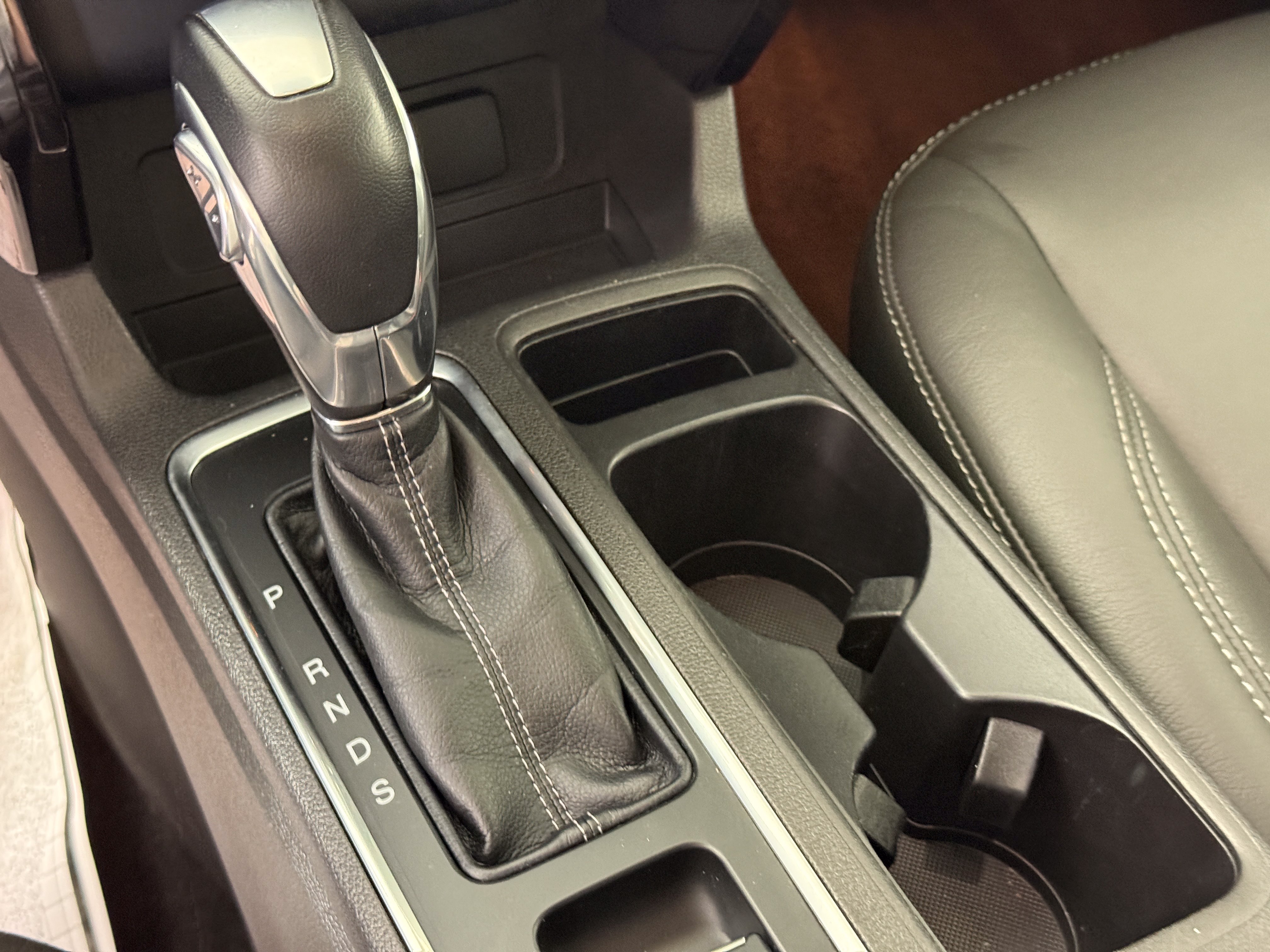 Certified 2019 Ford Escape SE FWD image 22
