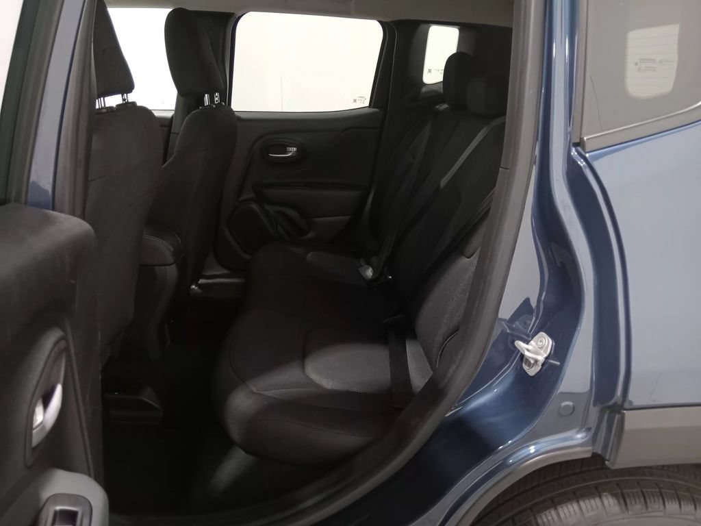 Used 2023 Jeep Renegade Latitude AWD/4WD image 13