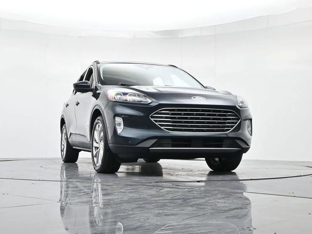 Certified 2022 Ford Escape Titanium w/ Titanium Elite Package image 38