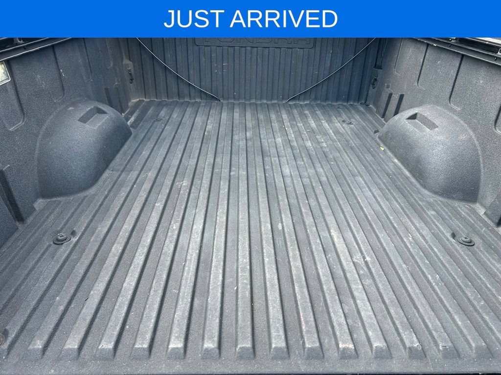 Used 2022 Toyota Tundra Limited w/ Power Package AWD/4WD image 10
