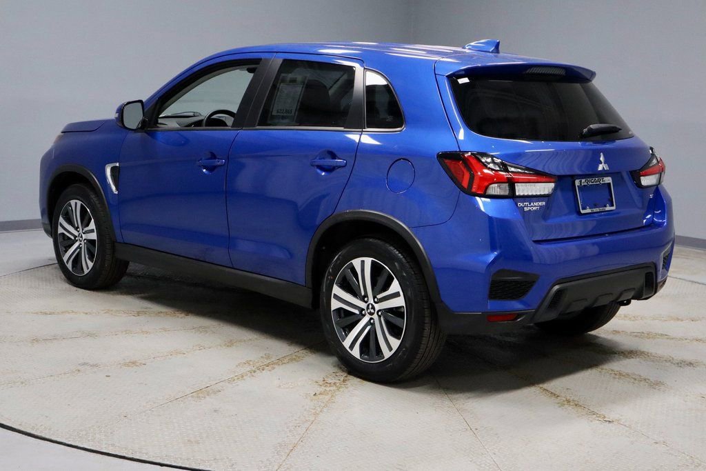 Used 2025 Mitsubishi Outlander Sport SE image 3