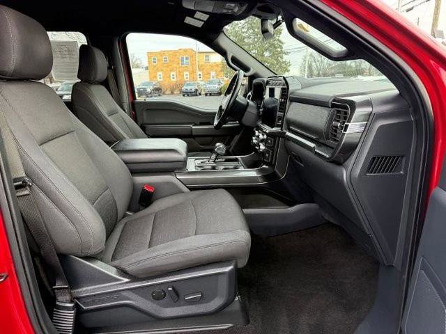 Certified 2022 Ford F150 XLT w/ Equipment Group 302A High image 22