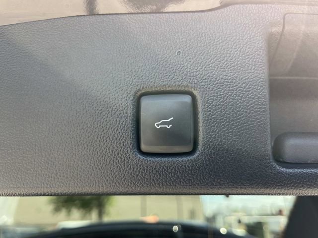 Certified 2025 Ford Escape SE FWD image 17
