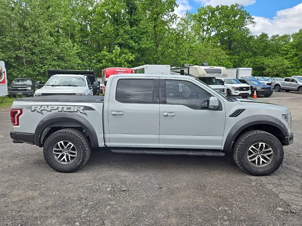 Certified 2017 Ford F150 Raptor w/ Equipment Group 802A Luxury AWD/4WD image 9