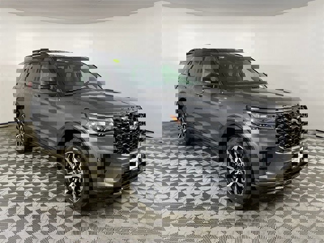 Certified 2025 Ford Explorer ST-Line image 10