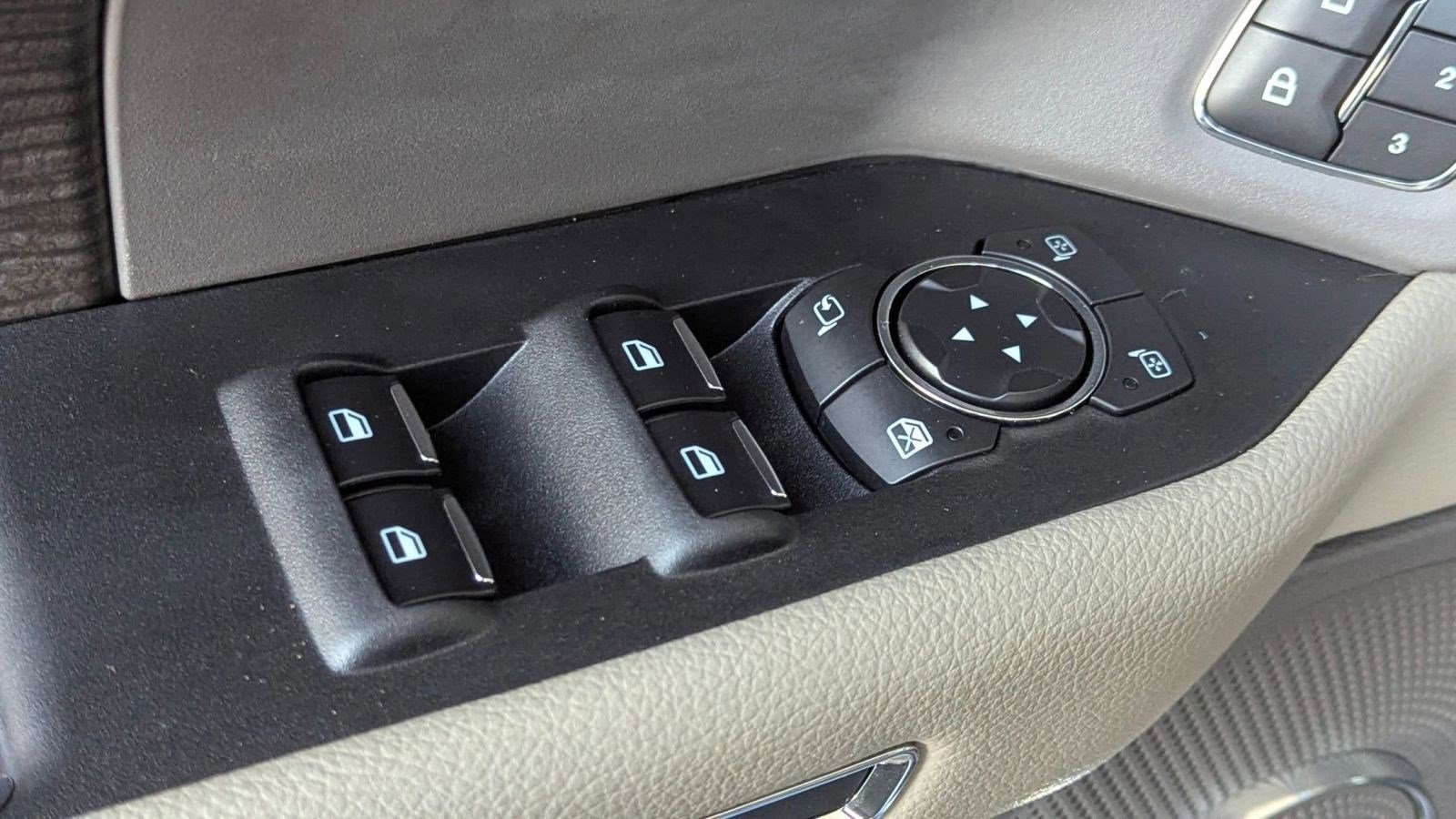 Certified 2019 Ford Expedition Limited w/ Equipment Group 301A image 23