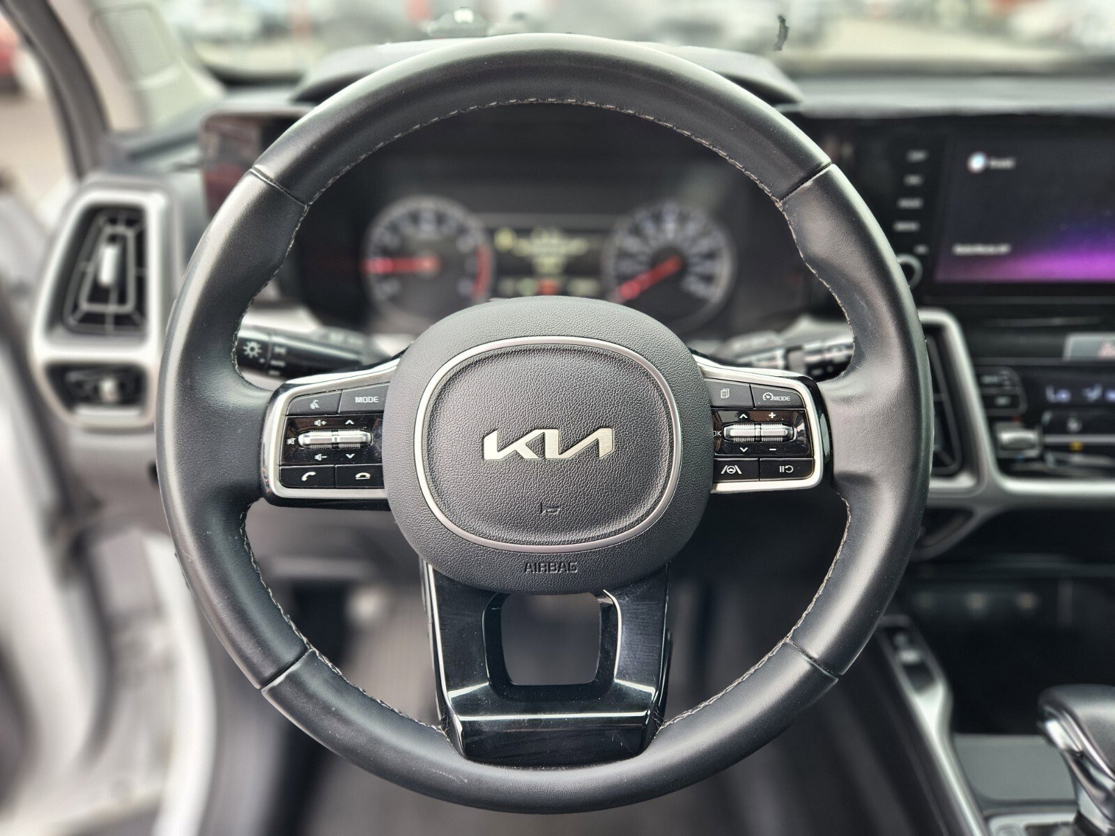 Used 2022 Kia Sorento S image 27