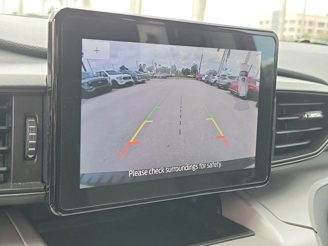 Certified 2024 Ford Explorer XLT image 31