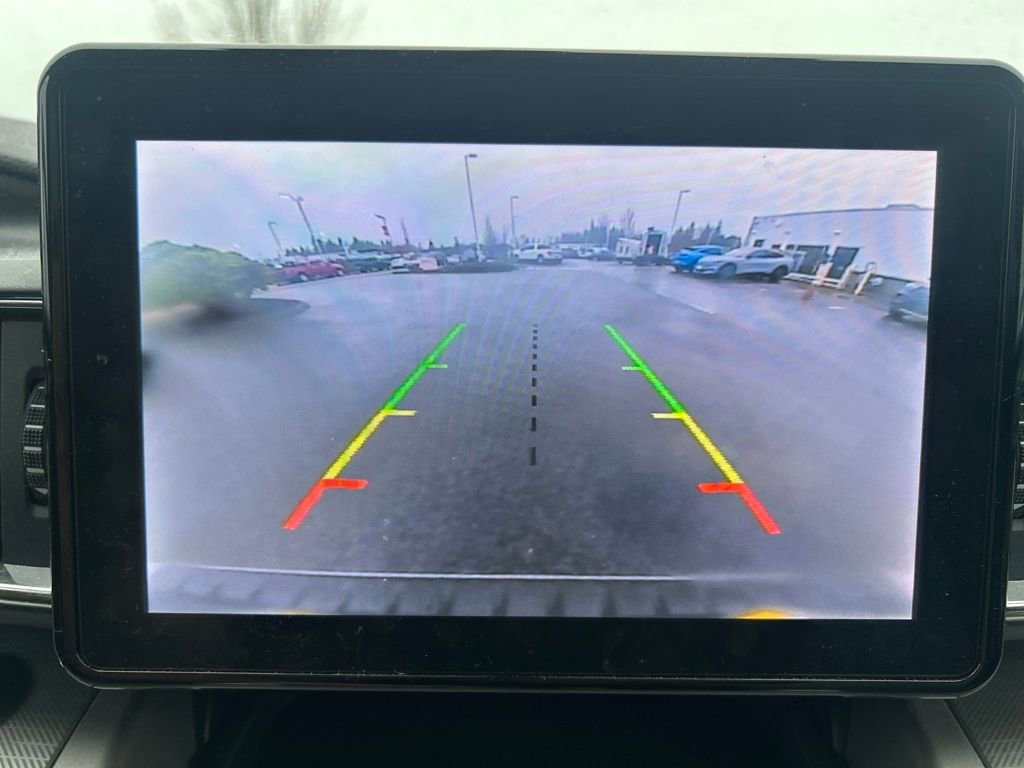 Certified 2022 Ford Explorer XLT w/ Equipment Group 202A image 29