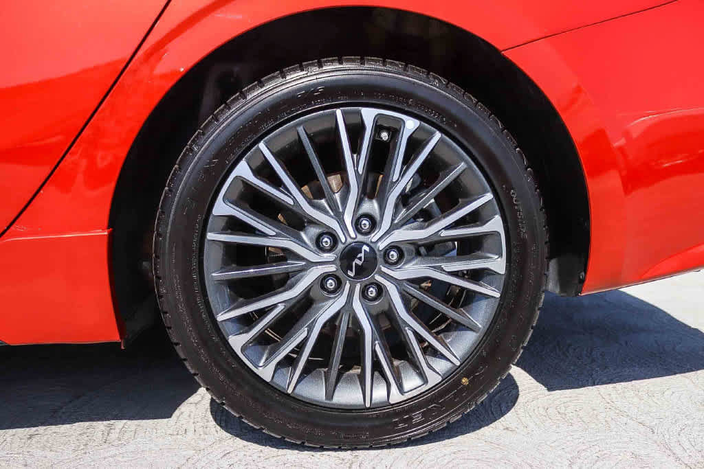 Used 2022 Kia Forte GT-Line w/ GT-Line Technology Package FWD image 10