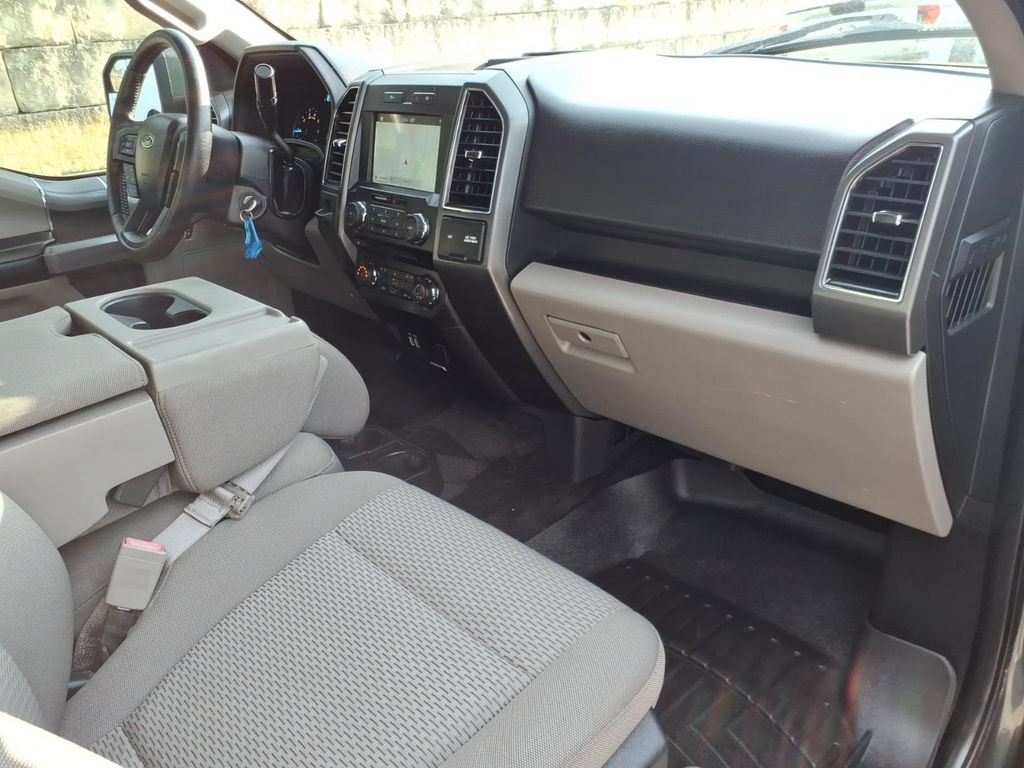 Certified 2018 Ford F150 XLT w/ Equipment Group 302A Luxury RWD image 5