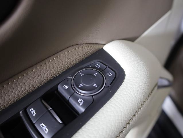 Used 2021 GMC Yukon XL Denali AWD/4WD image 27
