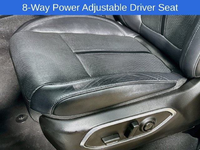 Used 2024 Jeep Wagoneer L Series II w/ Flexible Seating Group AWD/4WD image 10