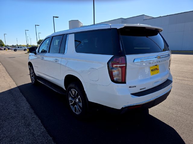 Used 2023 Chevrolet Suburban LT w/ Max Trailering Package AWD/4WD image 12