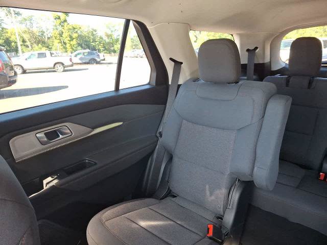 Certified 2025 Ford Explorer Active AWD/4WD image 8