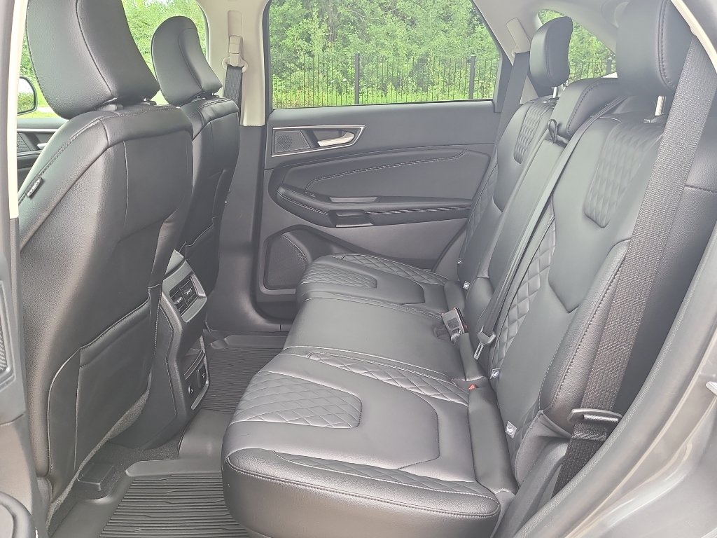Certified 2024 Ford Edge Titanium AWD/4WD image 35