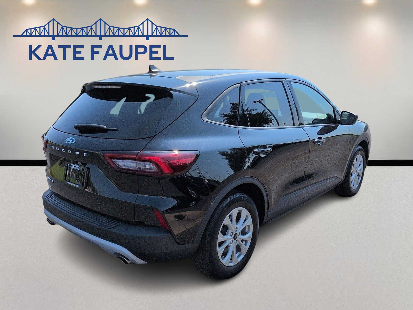 Certified 2025 Ford Escape Active FWD image 7