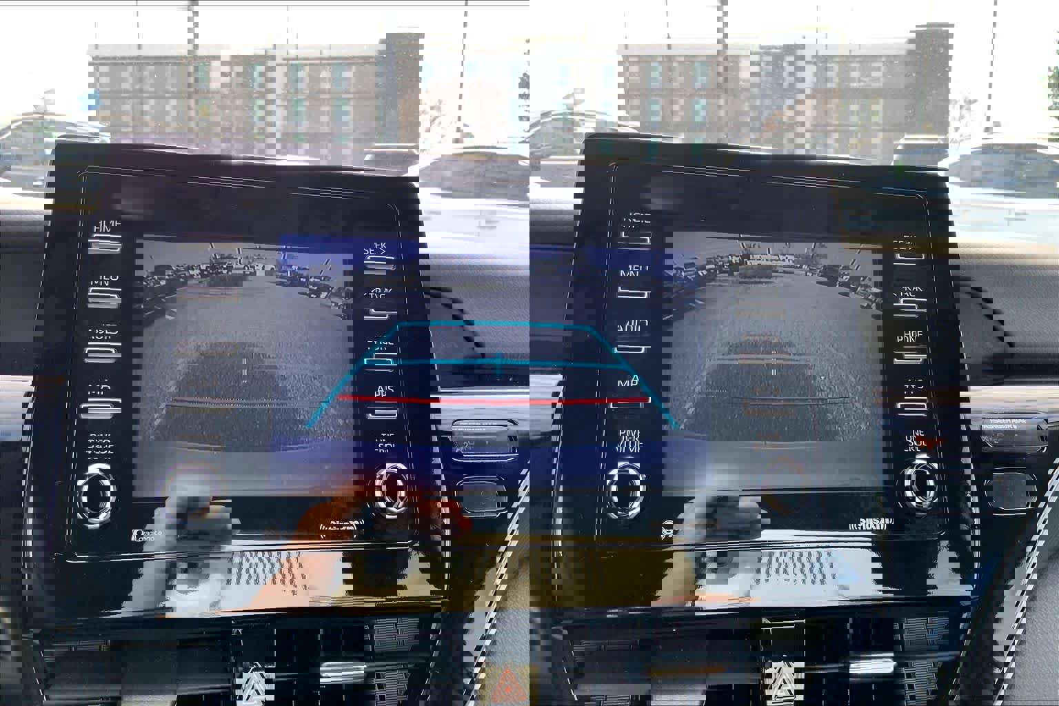 Used 2022 Toyota Camry SE image 26