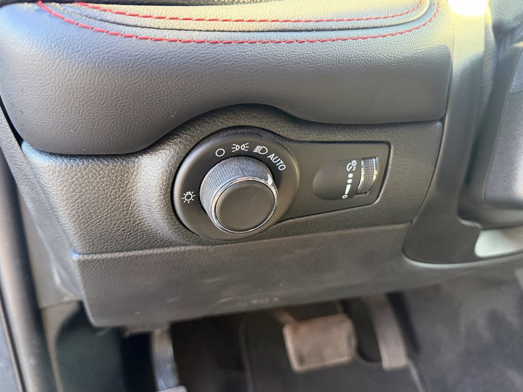 Used 2023 Dodge Durango GT AWD/4WD image 27