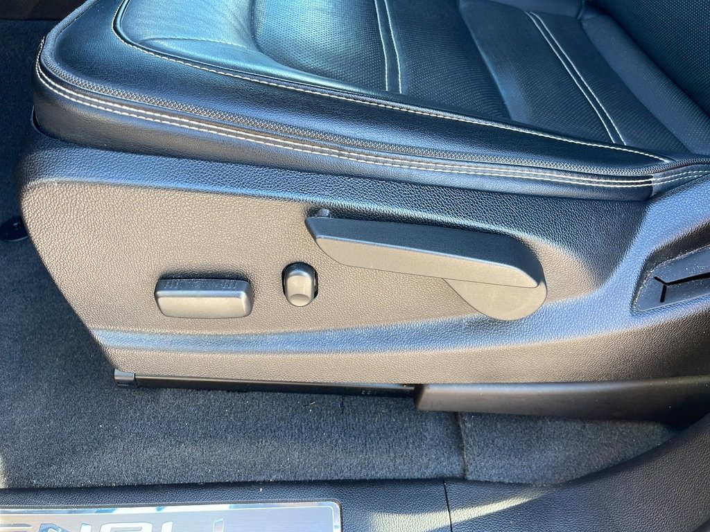 Used 2021 GMC Canyon Denali image 33