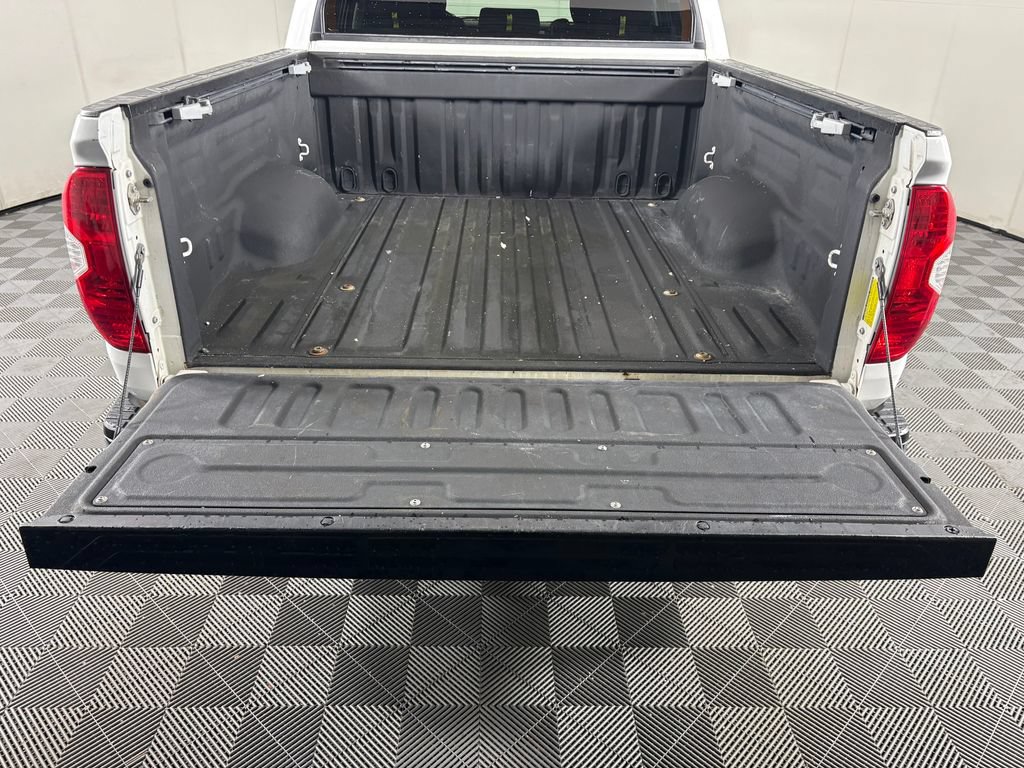 Used 2017 Toyota Tundra SR5 AWD/4WD image 25