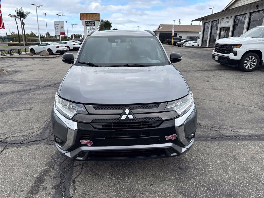 Used 2021 Mitsubishi Outlander LE AWD/4WD image 2