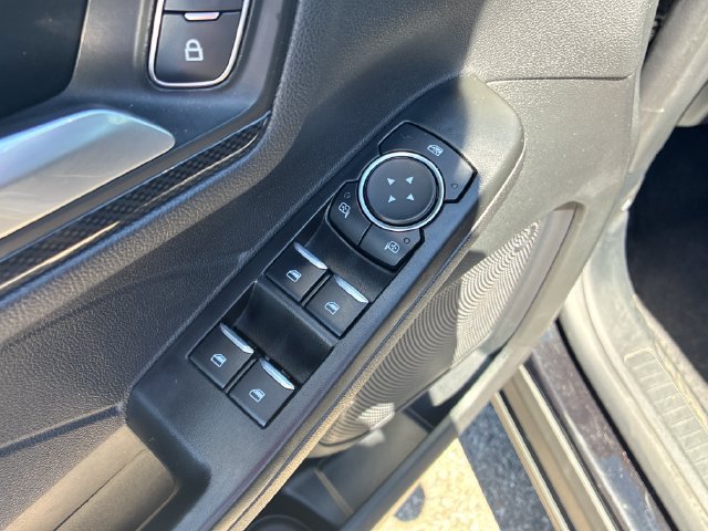 Certified 2025 Ford Escape ST-Line AWD/4WD image 11