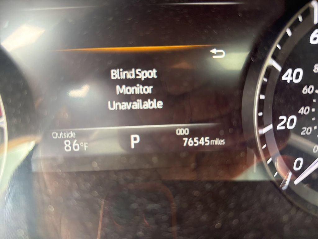 Used 2021 Toyota Highlander Platinum FWD image 3