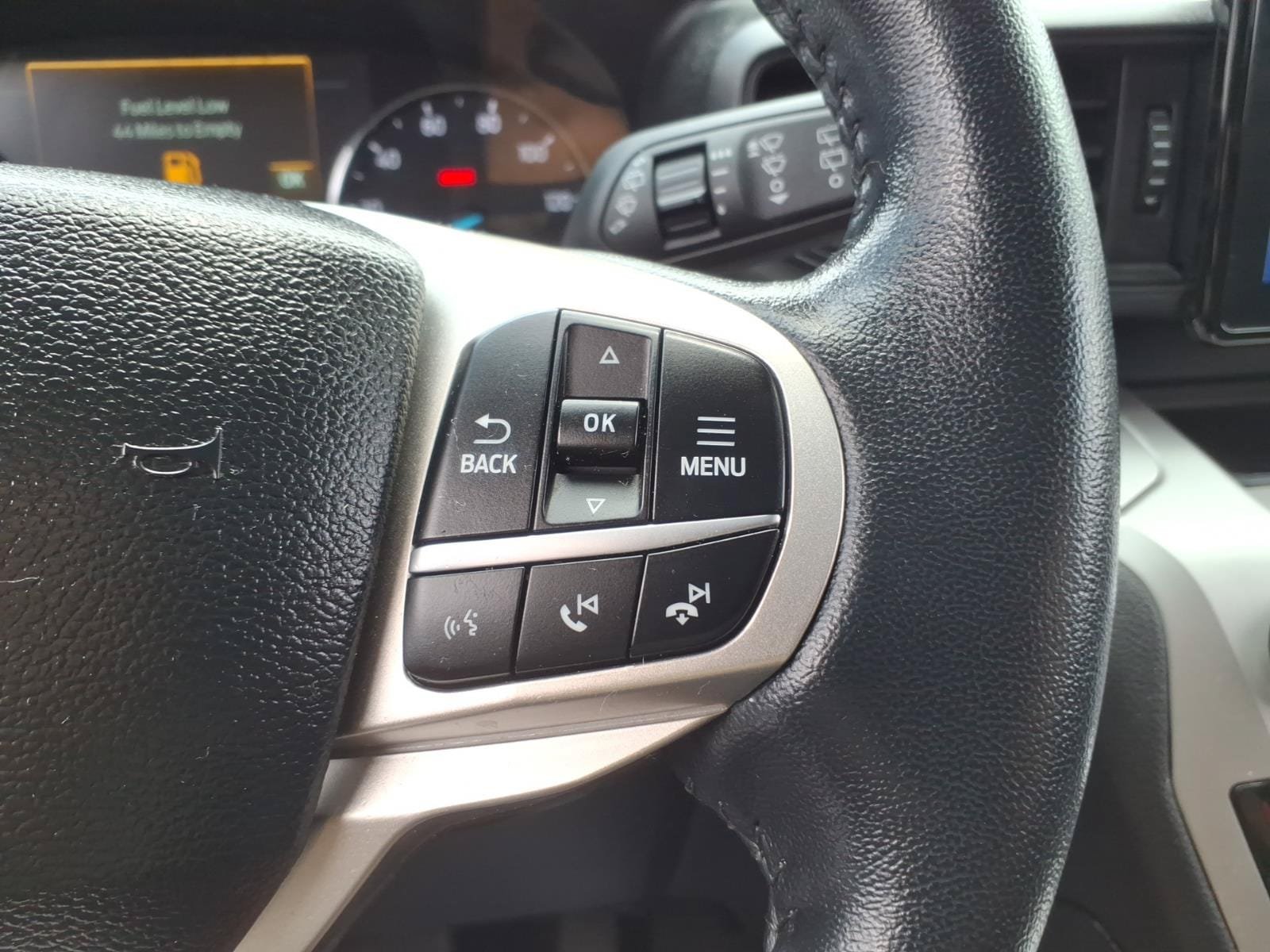 Certified 2023 Ford Explorer XLT AWD/4WD image 25