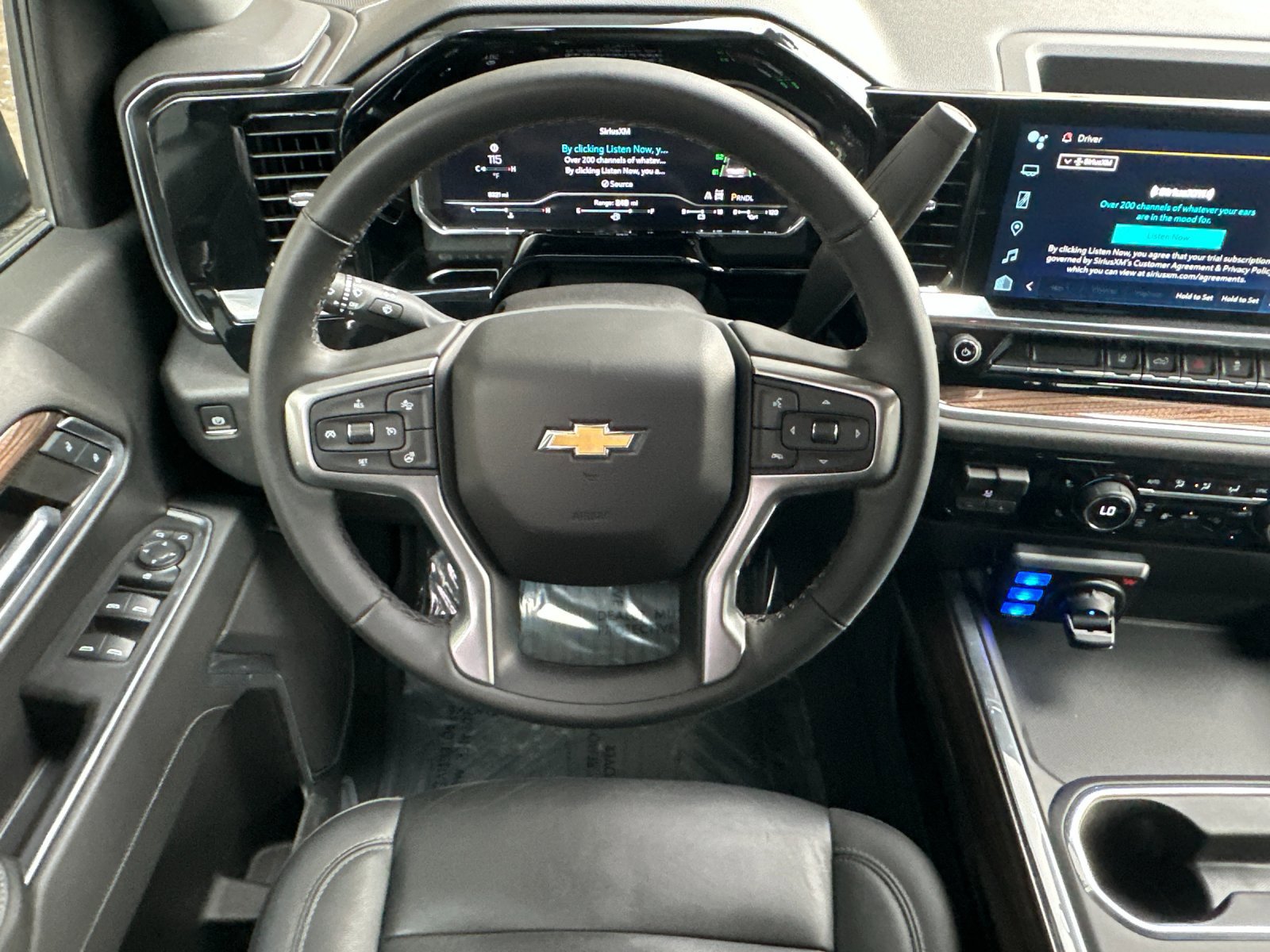 Used 2024 Chevrolet Silverado 2500 LT image 14