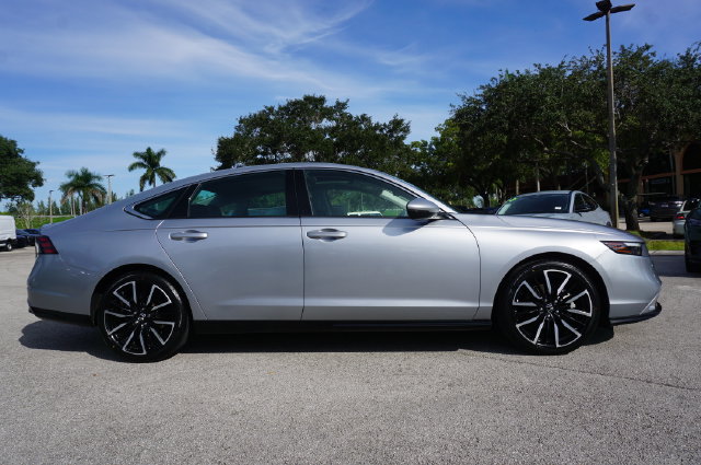 Used 2023 Honda Accord Touring image 15