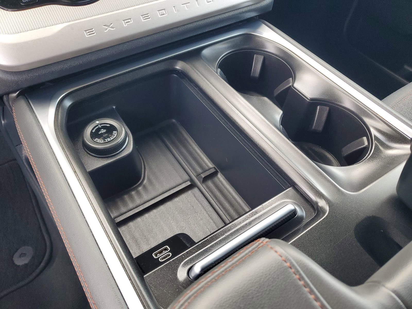 Certified 2025 Ford Expedition Max Active RWD image 30