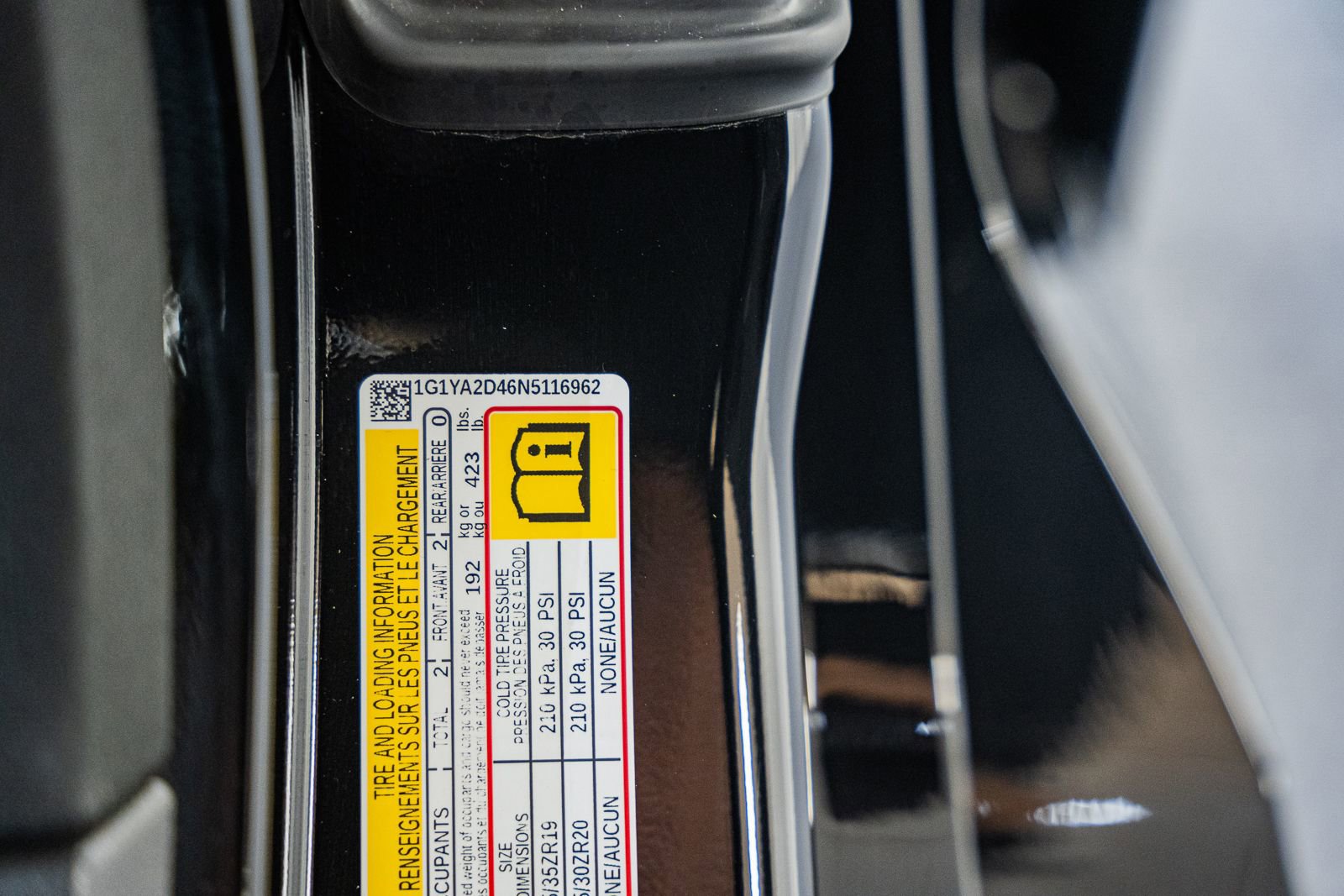 Used 2022 Chevrolet Corvette Stingray Coupe w/ 1LT image 45