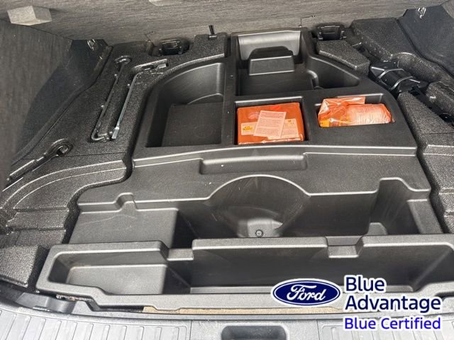 Used 2022 Toyota Prius LE AWD/4WD image 37