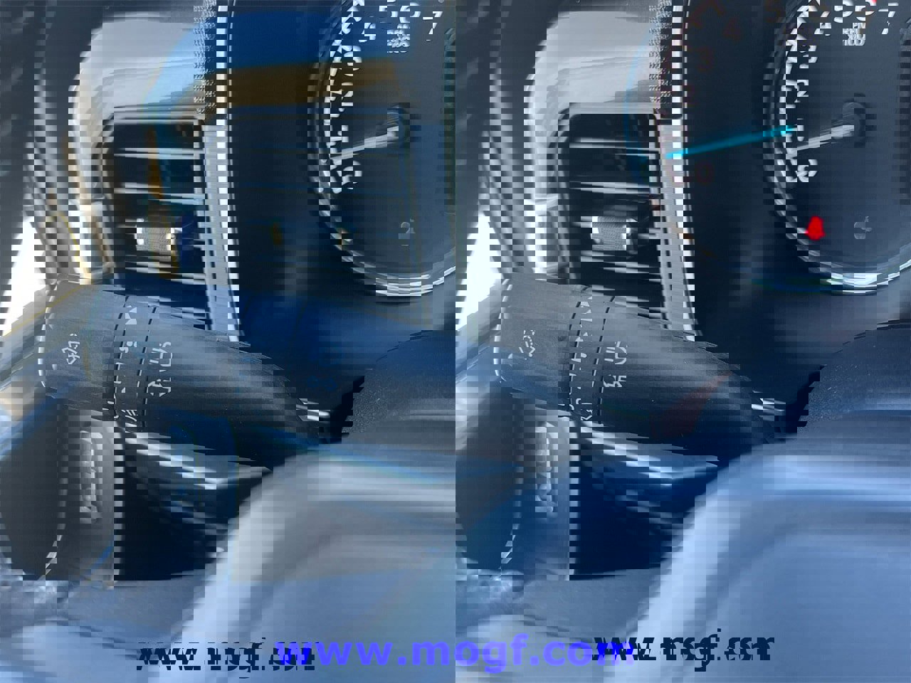 Certified 2022 Ford F150 XLT w/ Equipment Group 302A High image 18