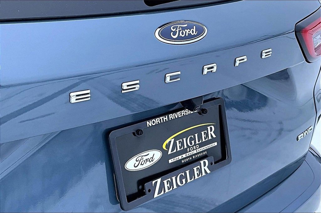 Certified 2023 Ford Escape ST-Line Select w/ Tech Pack #2 image 8