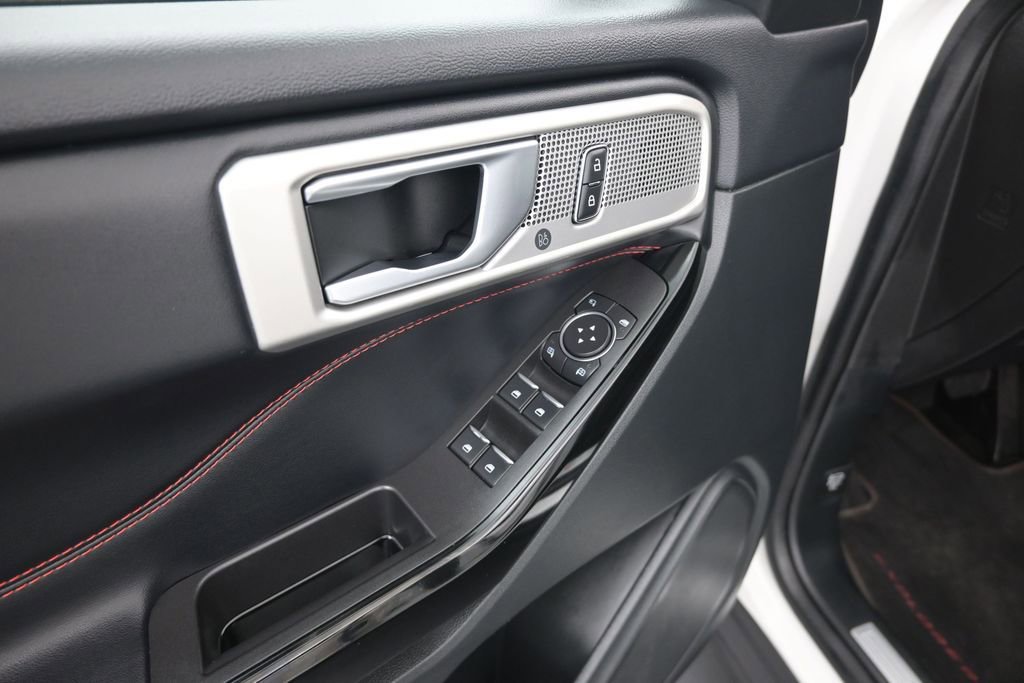 Certified 2022 Ford Explorer ST-Line RWD image 19